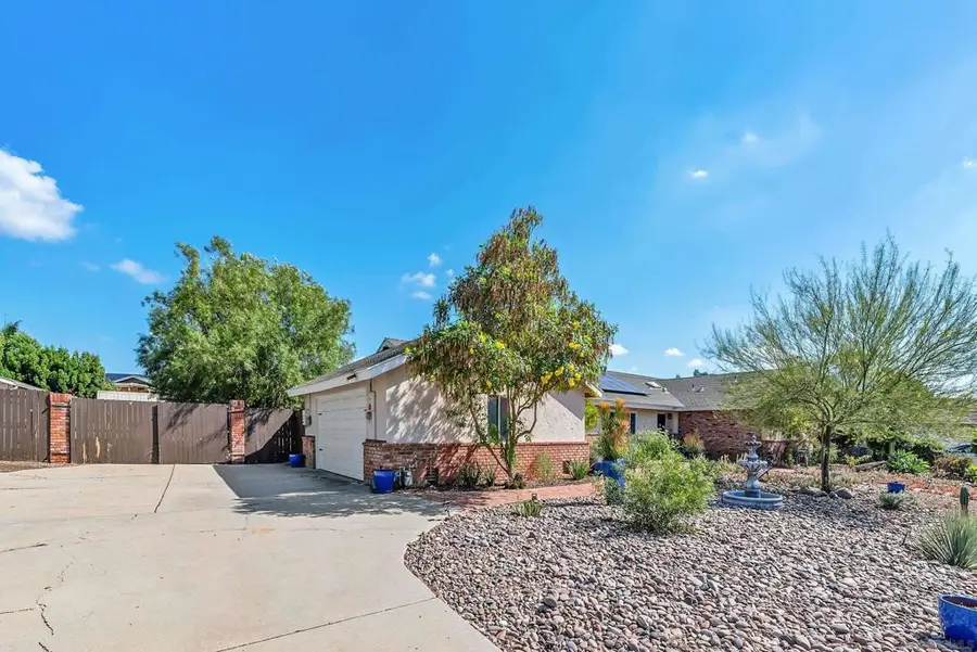 1803 Hillsdale Ln, El Cajon, CA 92019 - Image #2