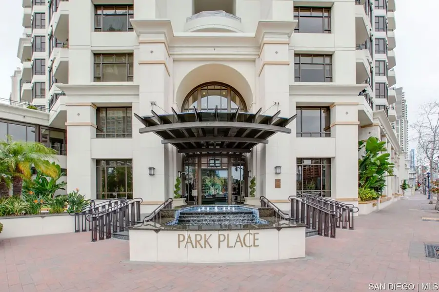 700 W Harbor Dr #806, San Diego, CA 92101 - #3