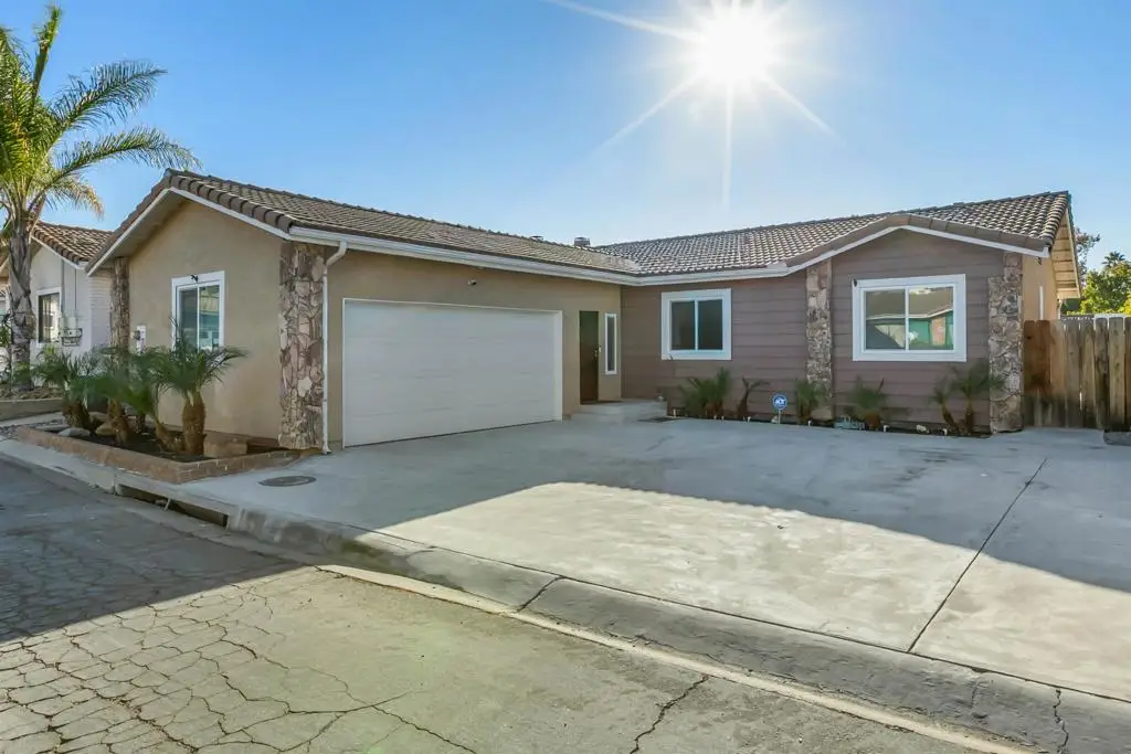 8530 Snow White Dr, El Cajon, CA 92021 - Image #1