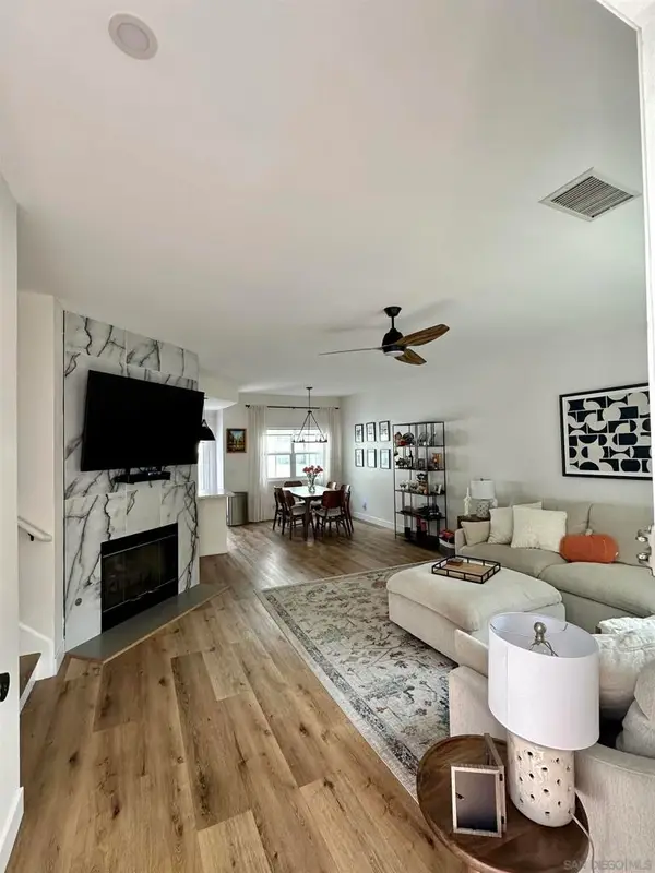 10060 Scripps Vista Way #33, San Diego, CA 92131