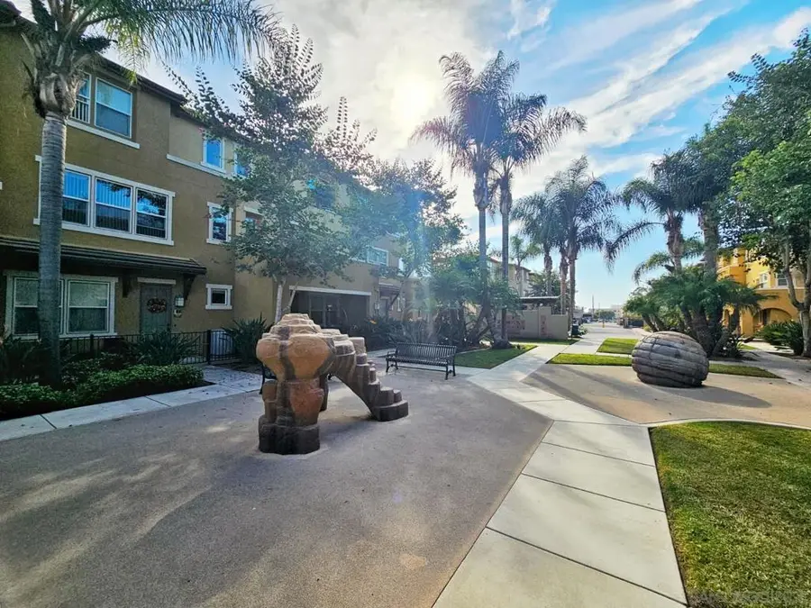 671 Paradise Way, National City, CA 91950 - #2