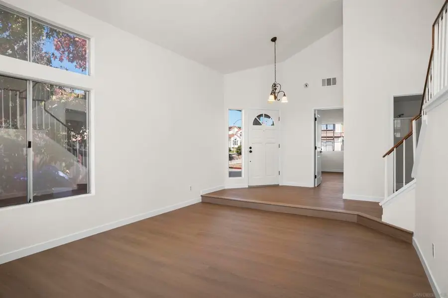 345 Paseo Marguerita, Vista, CA 92084 - Image #3