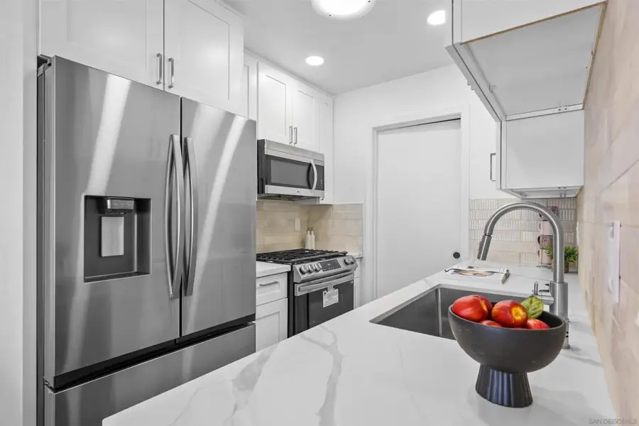 3910 San Lorenzo Ct, Oceanside, CA 92057 - Image #2