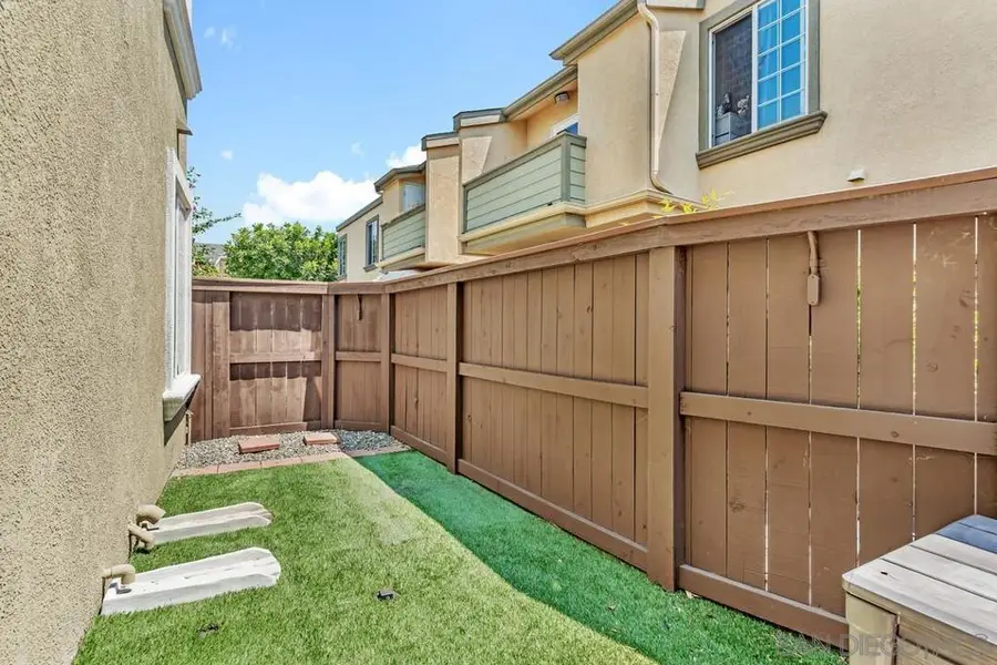 5402 Balboa Arms Dr #345, San Diego, CA 92117 - Image #3