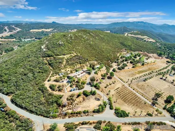 23611 13 Old Ranch Rd, Alpine, CA 91901