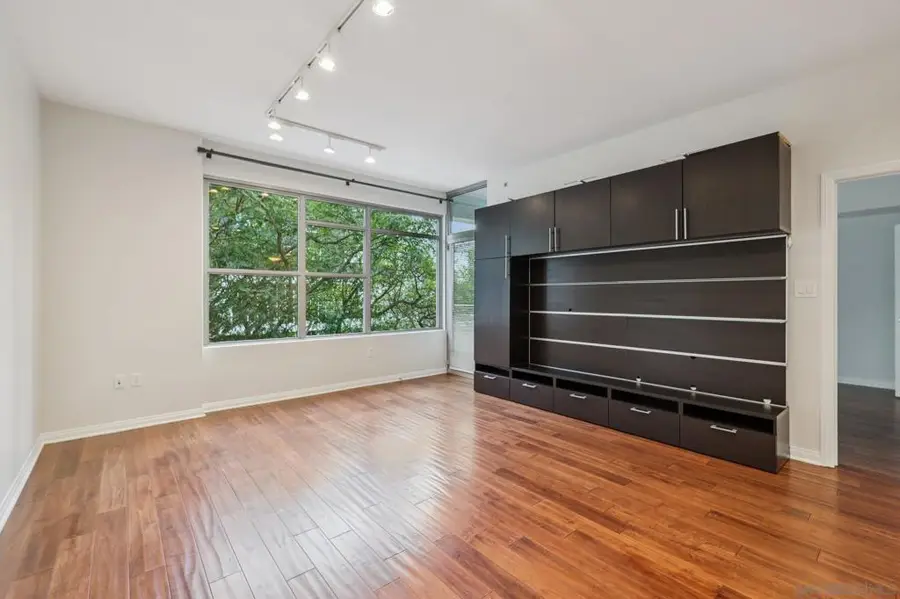 206 Park Blvd #307, San Diego, CA 92101 - Image #3