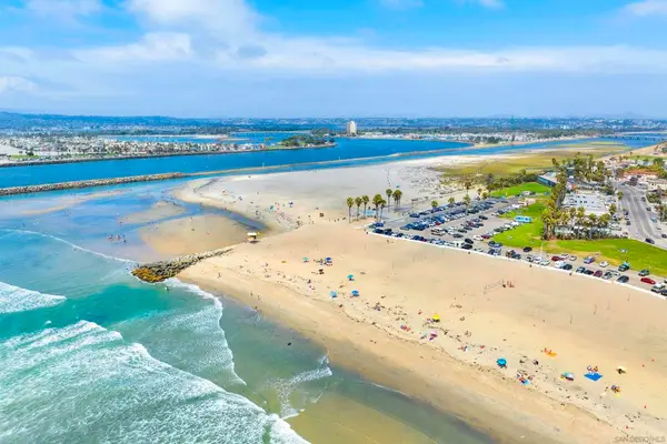 5123 Lotus St, San Diego, CA 92107