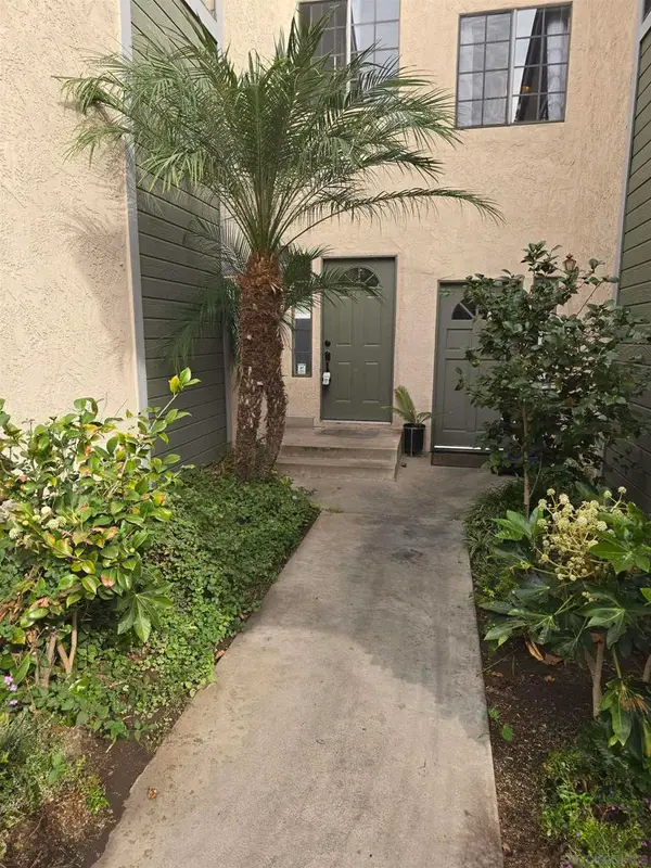 1225 N Broadway #14, Escondido, CA 92026