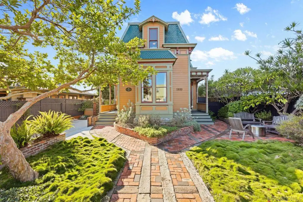 4582 Mercurio St, San Diego, CA 92130 - Image #1