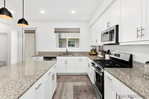 5405 Beach Bluff Ln #224, San Diego, CA 92154