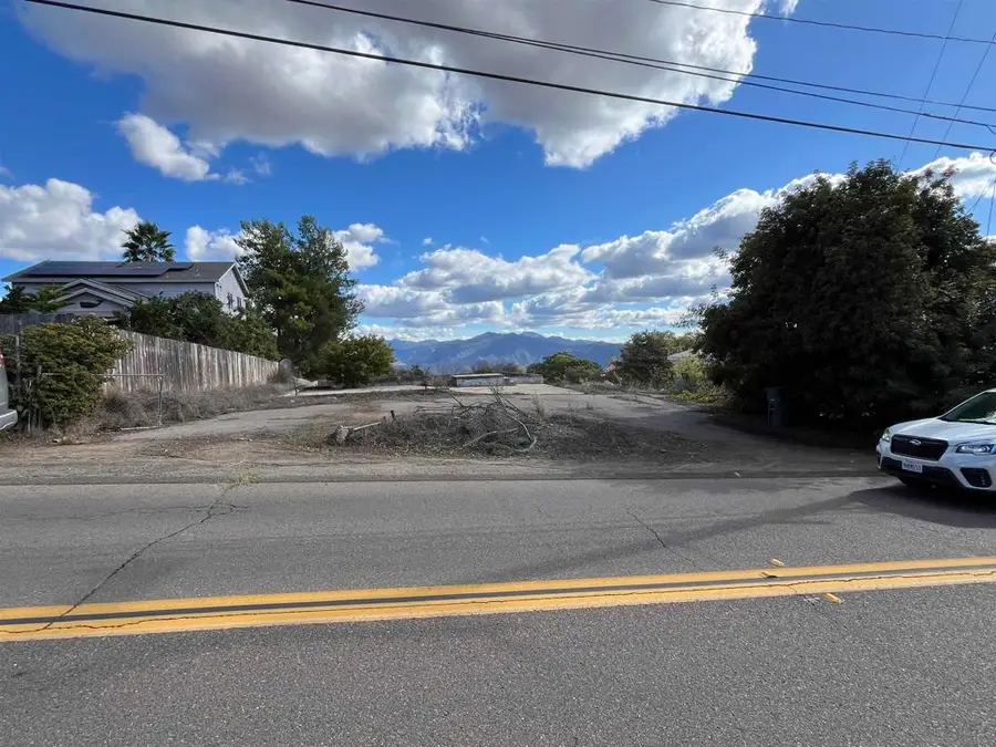 1828 Suncrest Blvd, El Cajon, CA 92021 - Image #2