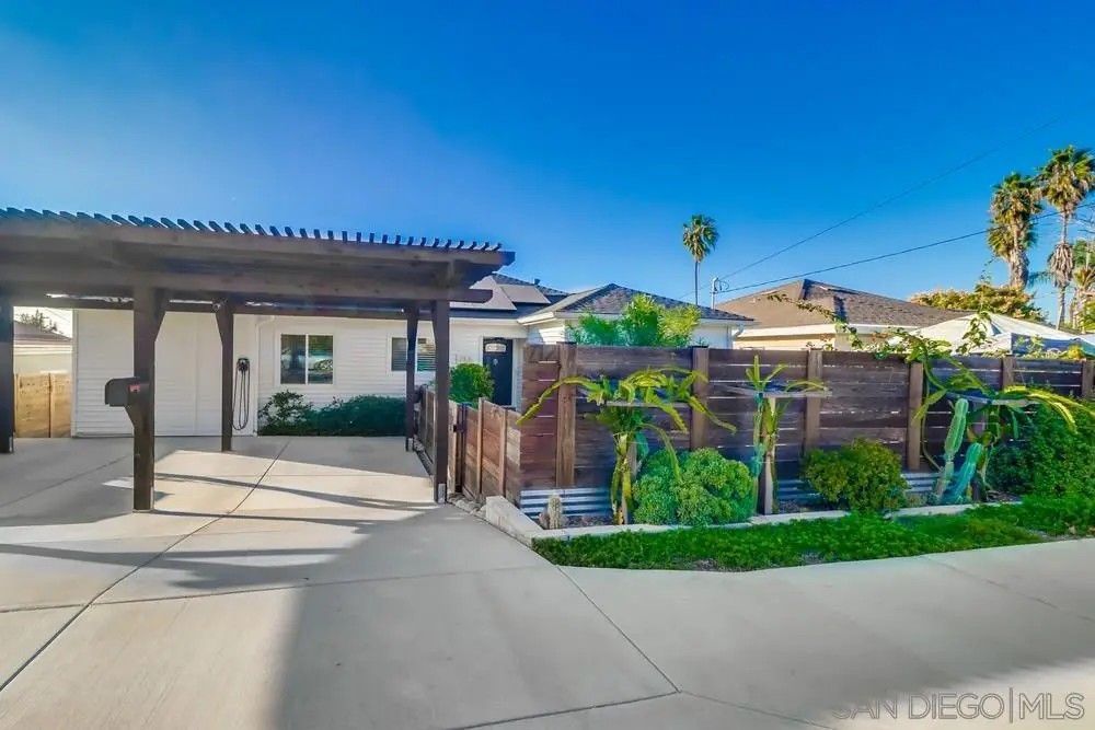 712 Lemon Avenue, Vista, CA 92084 - #1