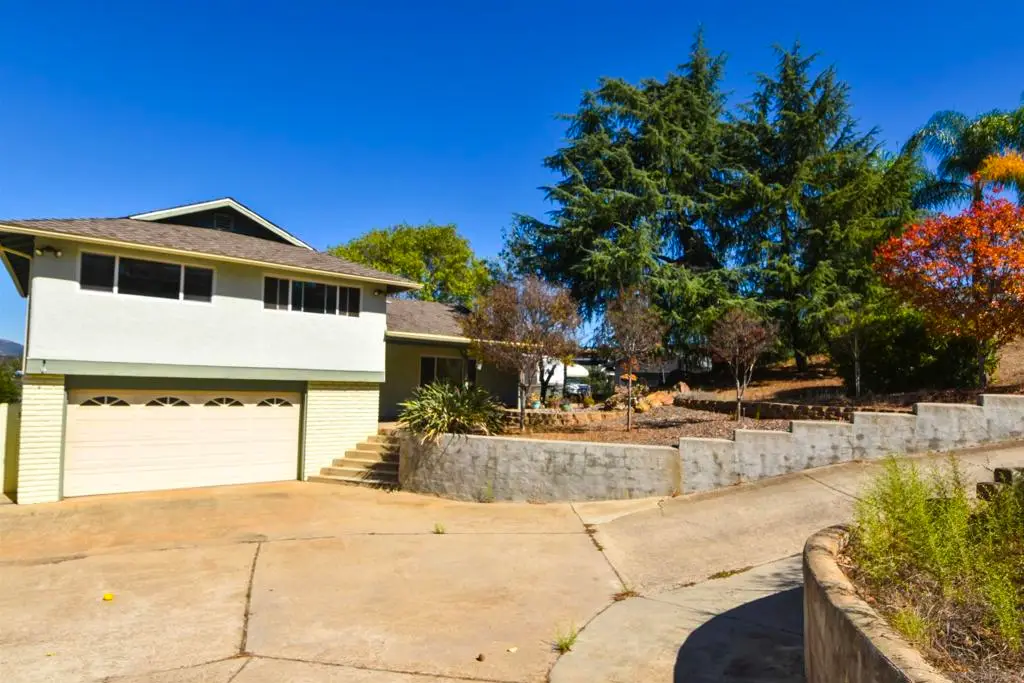 914 S Grade Rd, Alpine, CA 91901 - #1