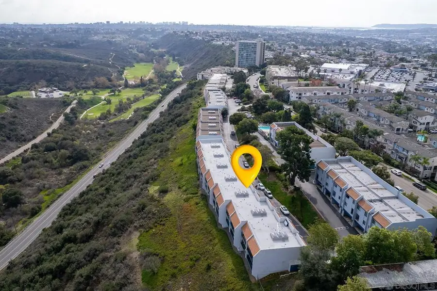 3085 Cowley Way #33, San Diego, CA 92117 - #2