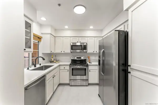 18752 Caminito Cantilena #166, San Diego, CA 92128