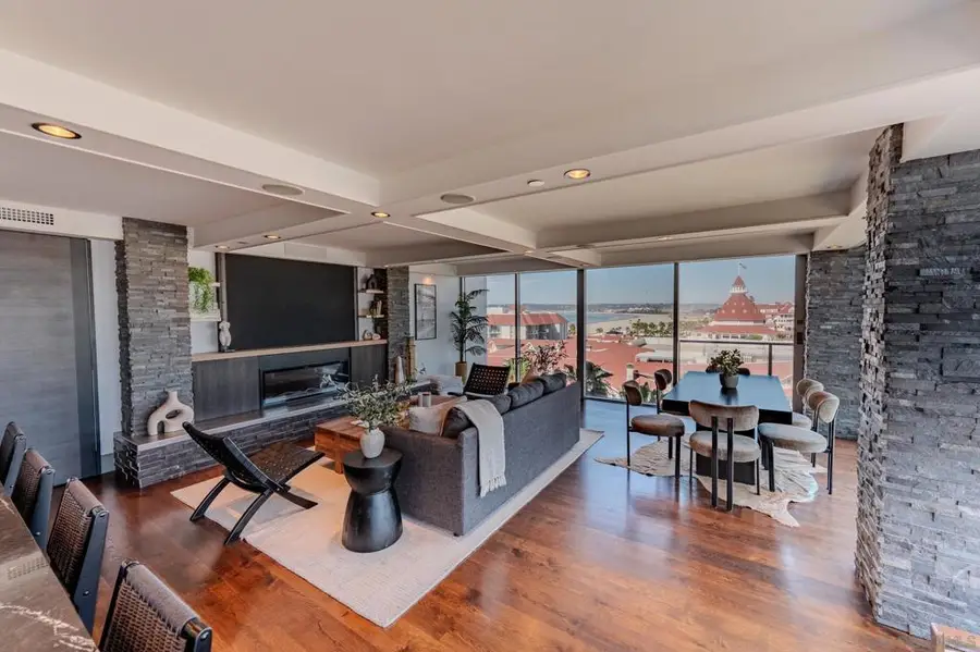 1710 Avenida Del Mundo #708, Coronado, CA 92118 - #3