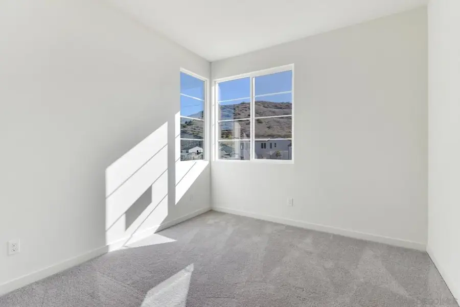 650 Meadowood St Lot 395, Fallbrook, CA 92028 - #3