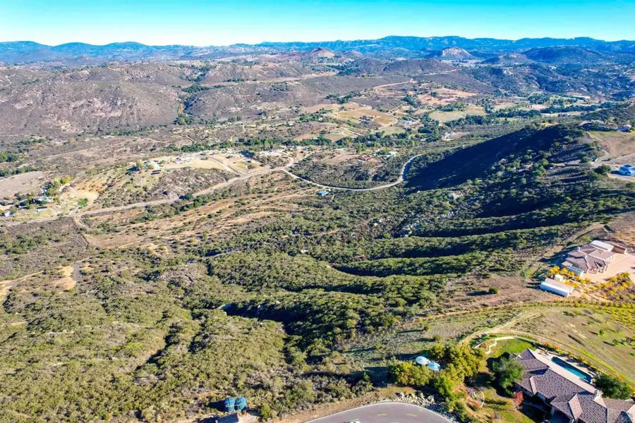 18408 Sweet Ln, Ramona, CA 92065 - Image #2