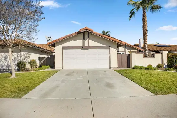 242 Manzanita Dr, Oceanside, CA 92057