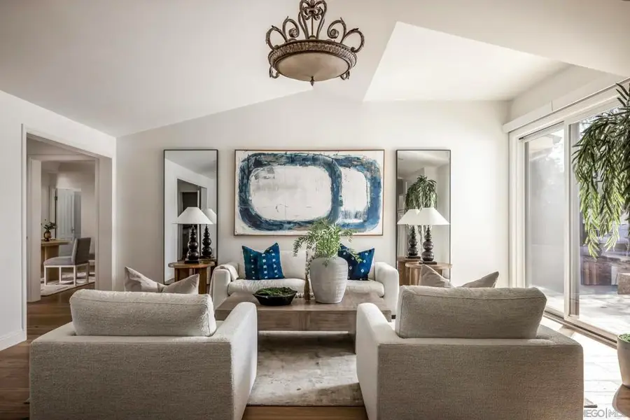 1879 Tahiti Drive, Costa Mesa, CA 92626 - Image #3