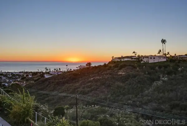5448 Caminito Bayo, La Jolla, CA 92037