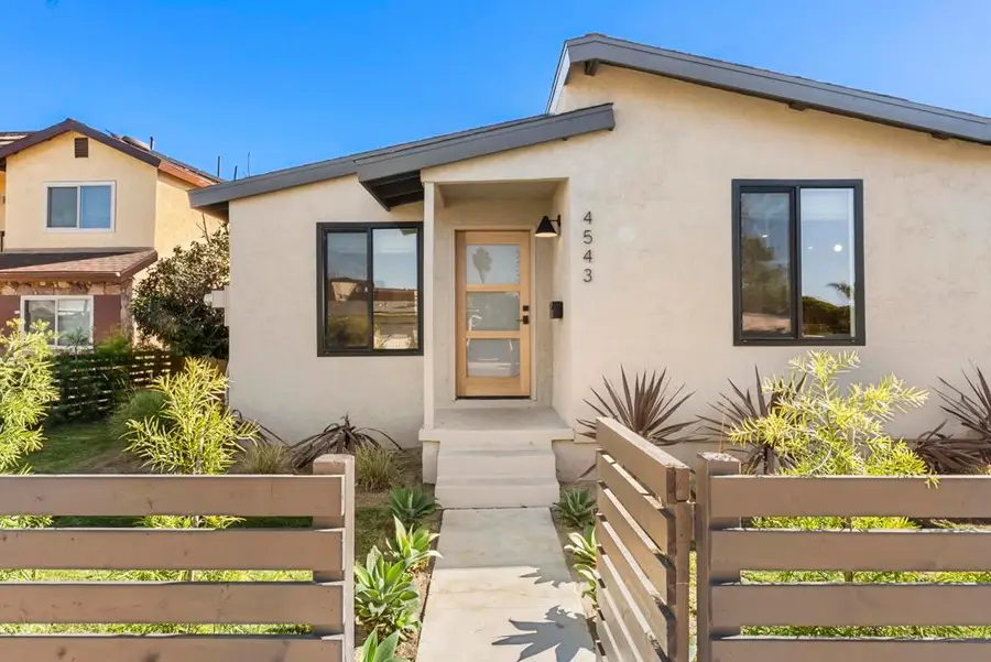 4543 Moraga Ave, San Diego, CA 92117 - Image #2