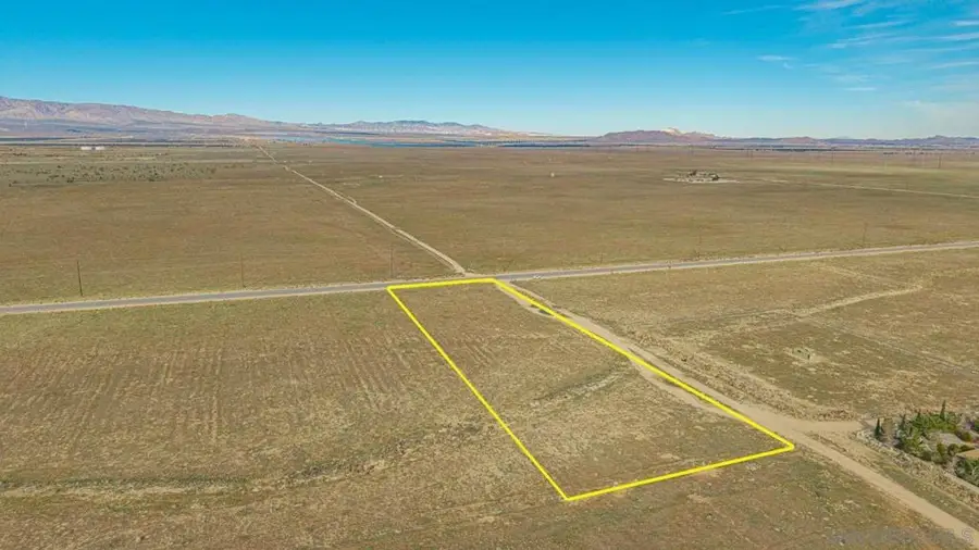 0 130th St W, Lancaster, CA 93536 - #3