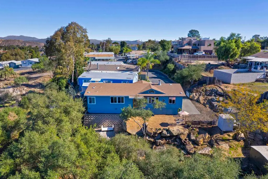 300 Thornton Dr #4, El Cajon, CA 92021 - #1