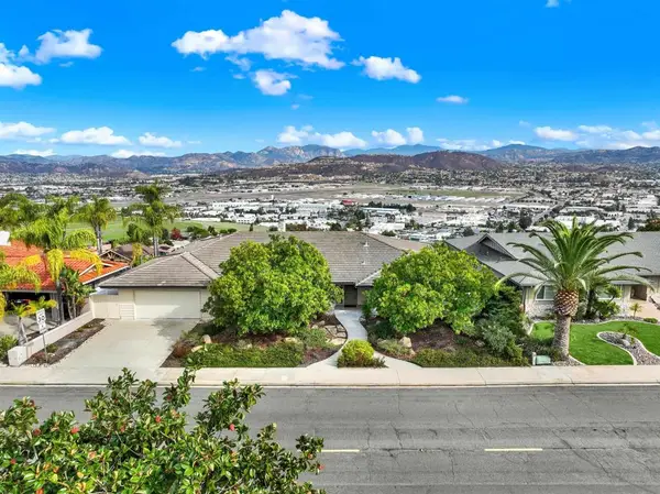 1479 Hacienda Dr., El Cajon, CA 92020