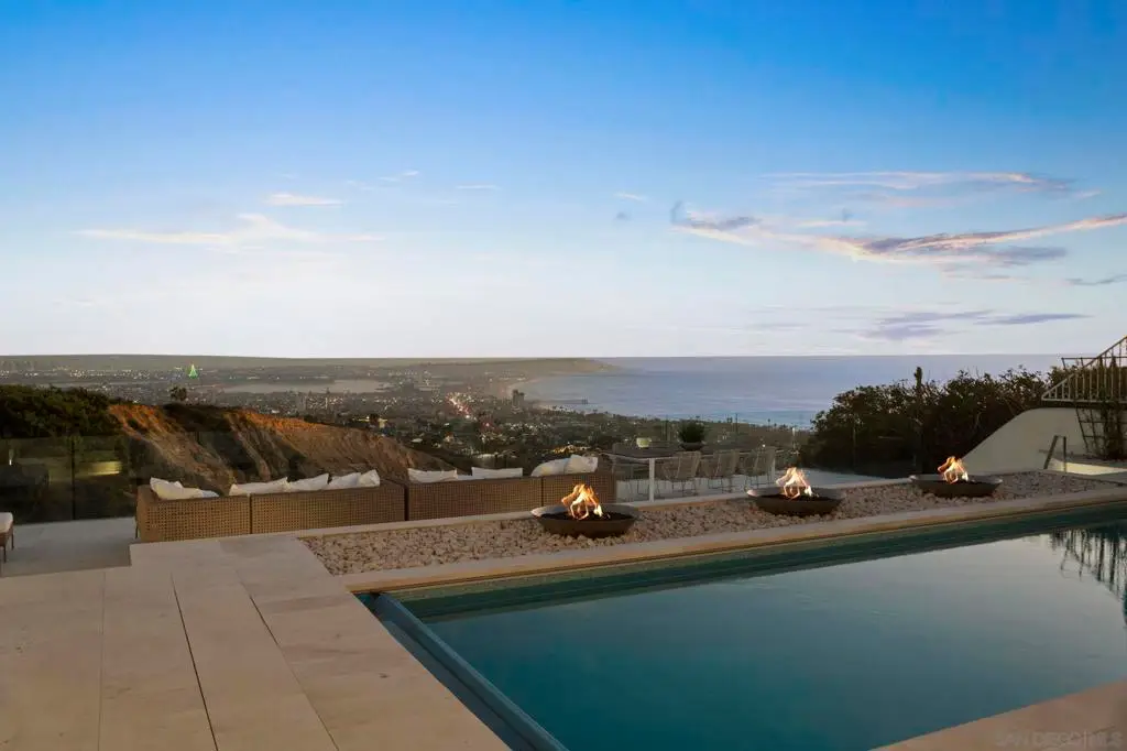 5811 Box Canyon Rd, La Jolla, CA 92037 - #1