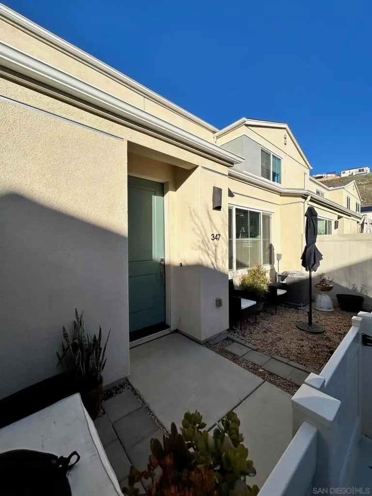 347 Sweet Pl, Fallbrook, CA 92028 - Image #2