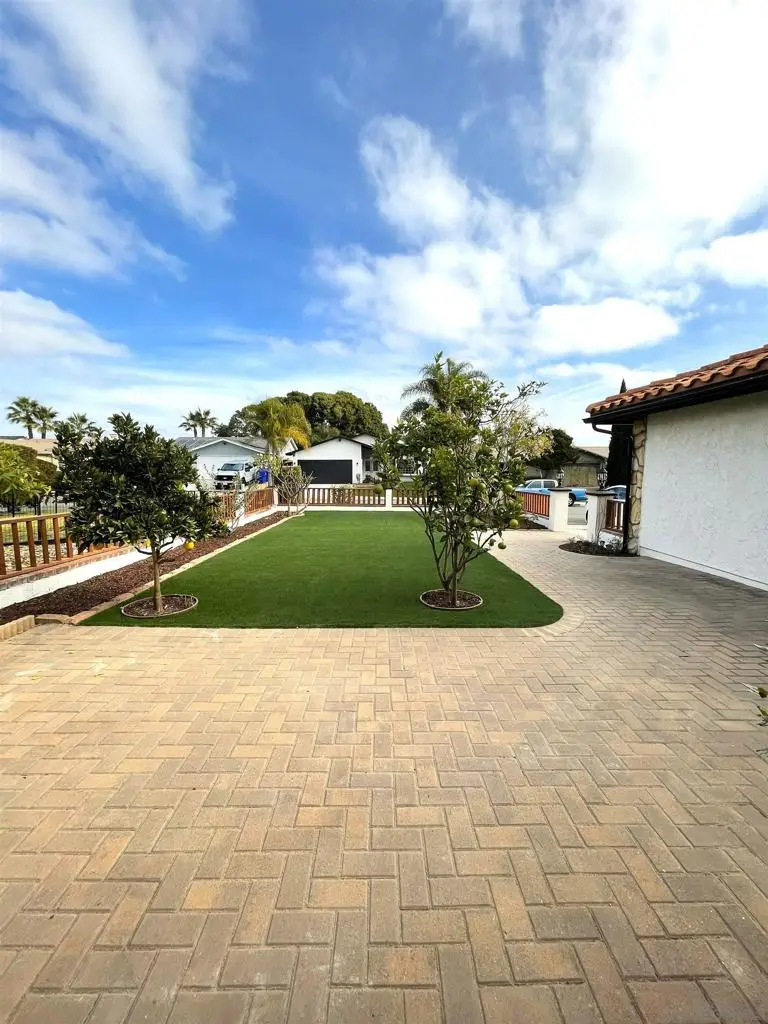 11278 Calle Jalapa, San Diego, CA 92126 - #3