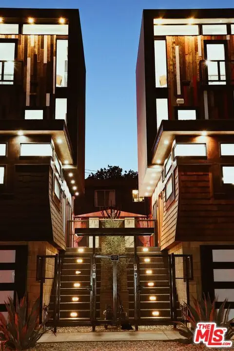 715 N El Centro Avenue, Los Angeles, CA 90038