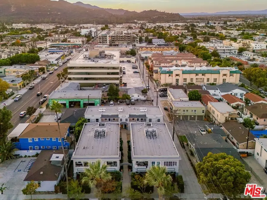 107 N Columbus Avenue, Glendale, CA 91203 - #2