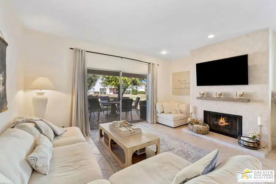 237 E Vista Royale Circle, Palm Desert, CA 92211 - #2