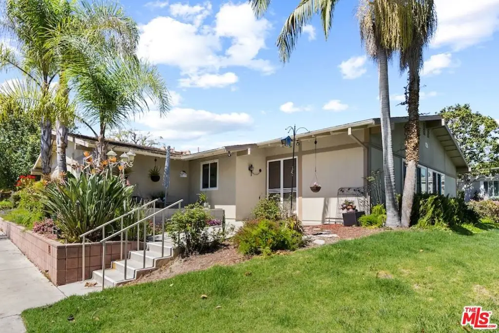 395 Avenida Castilla #B, Laguna Woods, CA 92637 - Image #1