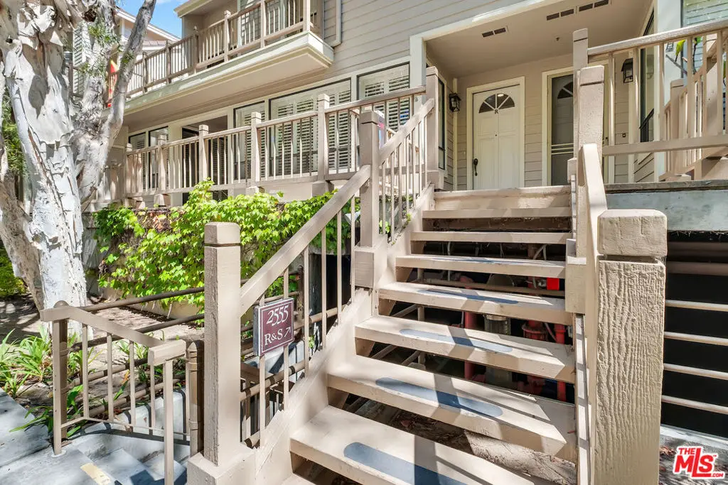 2555 Plaza Del Amo #R, Torrance, CA 90503 - Image #1