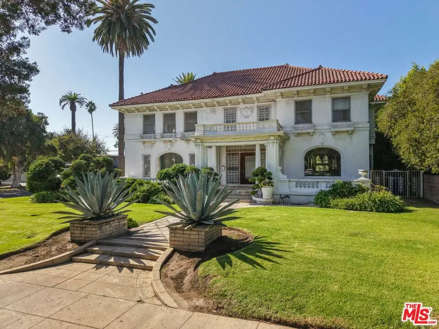 1685 S Victoria Avenue, Los Angeles, CA 90019 - #2