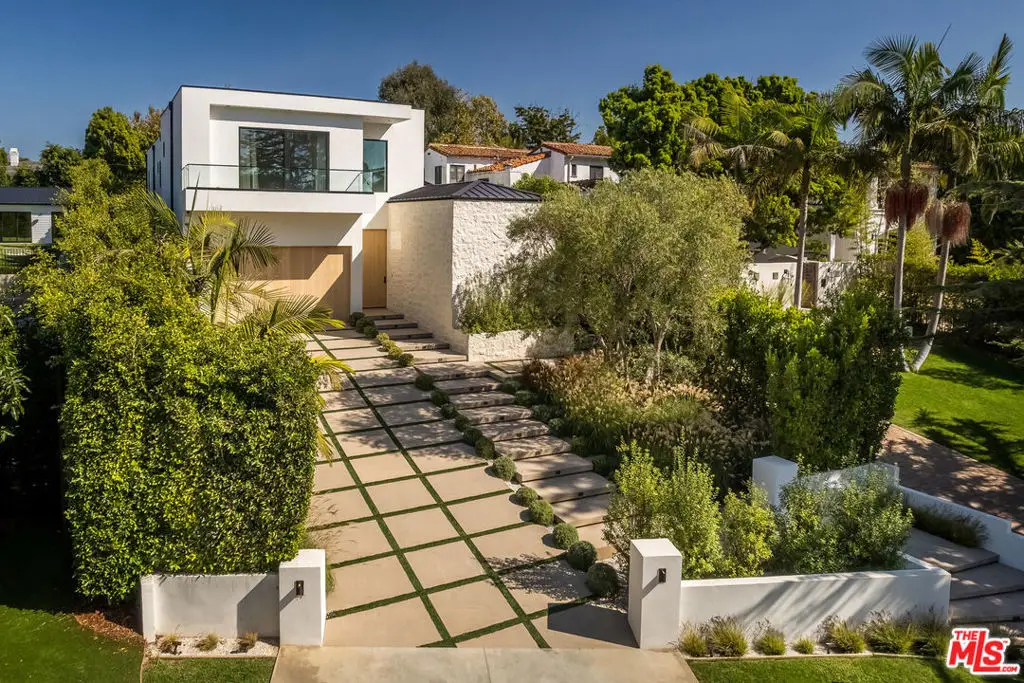 324 S Medio Drive, Los Angeles, CA 90049 - Image #1