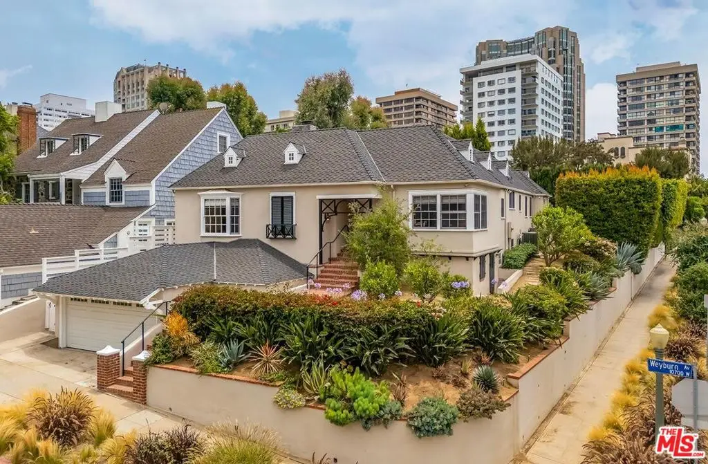 10798 Weyburn Avenue, Los Angeles, CA 90024 - Image #1