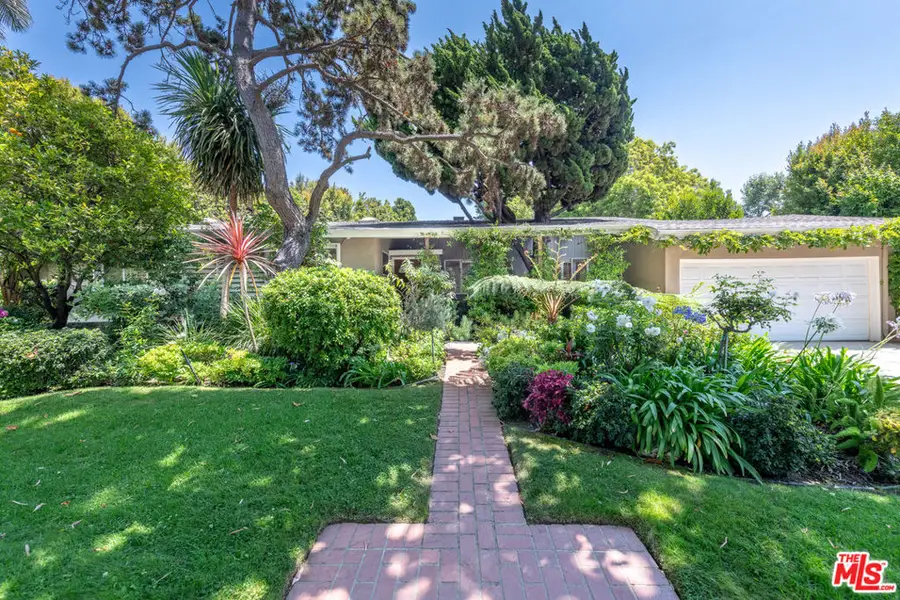 1350 Jonesboro Drive, Los Angeles, CA 90049 - Image #2