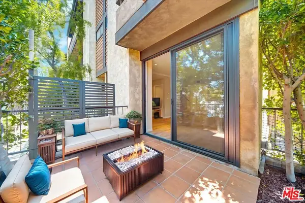 1328 S Bundy Drive #1, Los Angeles, CA 90025