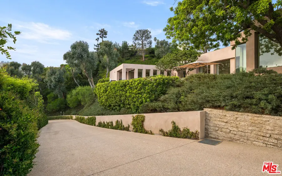1016 N Hillcrest Road, Beverly Hills, CA 90210 - Image #3