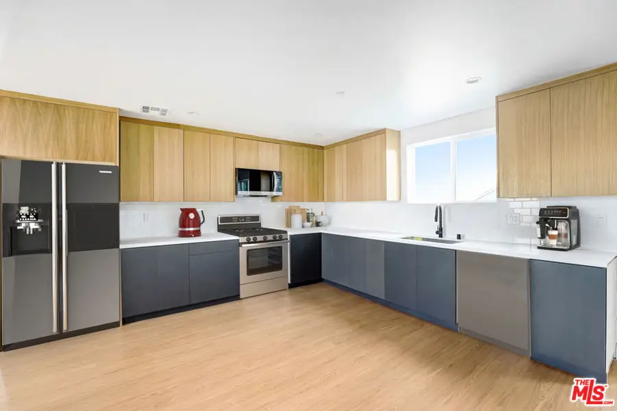 1200 W 38th Street, Los Angeles, CA 90037 - Image #3