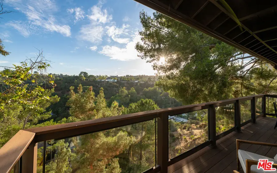8579 Skyline Drive, Los Angeles, CA 90046 - Image #2