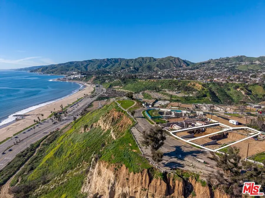 15515 Via De Las Olas, Pacific Palisades, CA 90272 - #2