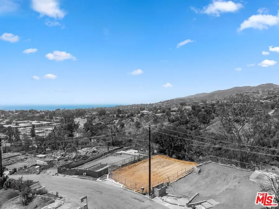 1225 Rimmer Avenue, Pacific Palisades, CA 90272 - #3
