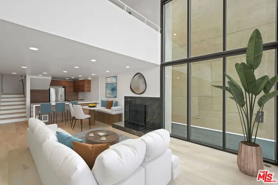 6 Voyage Street #108, Marina Del Rey, CA 90292 - #3