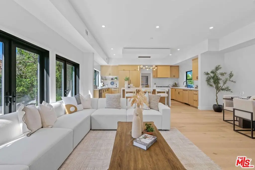 1737 Warnall Avenue, Los Angeles, CA 90024 - Image #1