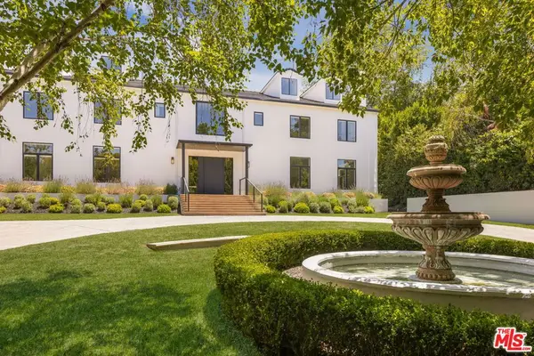 4322 Hayvenhurst Avenue, Encino, CA 91436